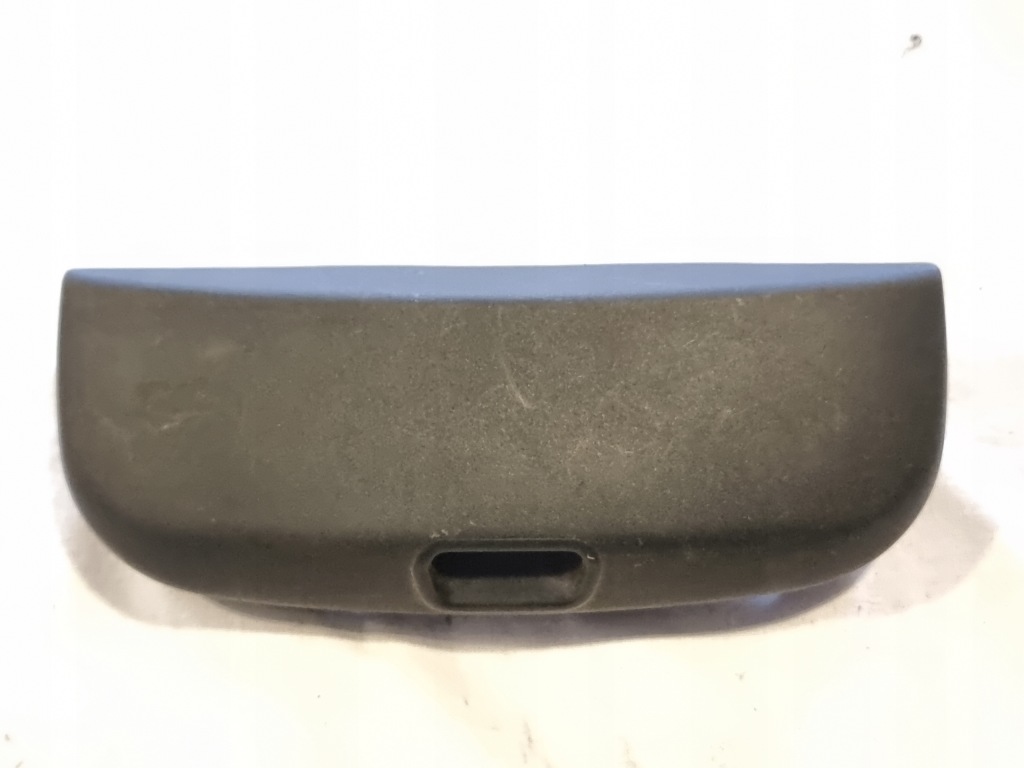 фото №1, Mercedes w204 w212 w218 бардачок полка na накладки на фары