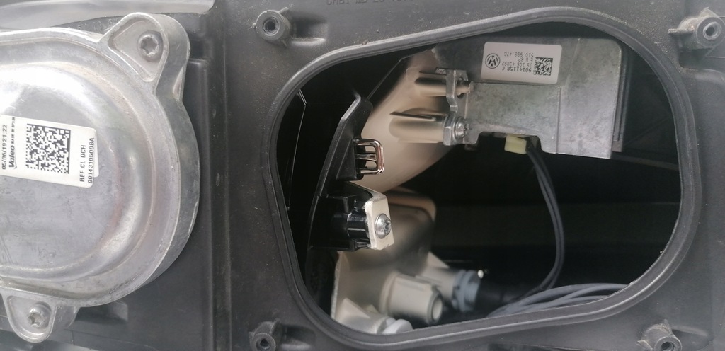 фото №12, Vw golf sportsvan lift full led лампа права перед 517941036a