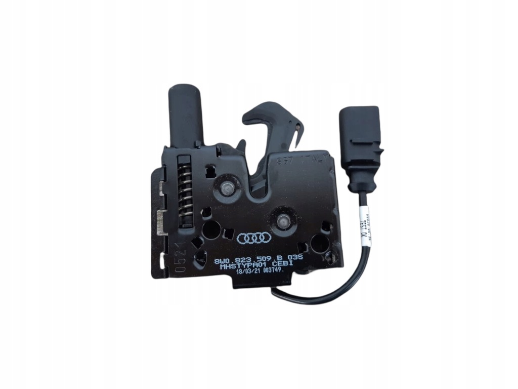 фото №1, Audi a4 a5 b9 8w0823509b замок поперечина