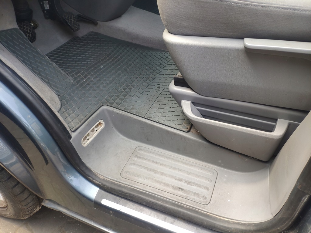 фото №13, Vw transporter t5 multivan салон середина заднє сидіння