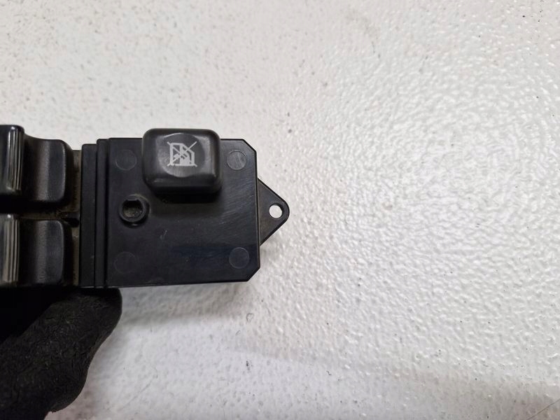 фото №8, Mitsubishi l200 iv 4 переключатель панель окон левый перед mr587952