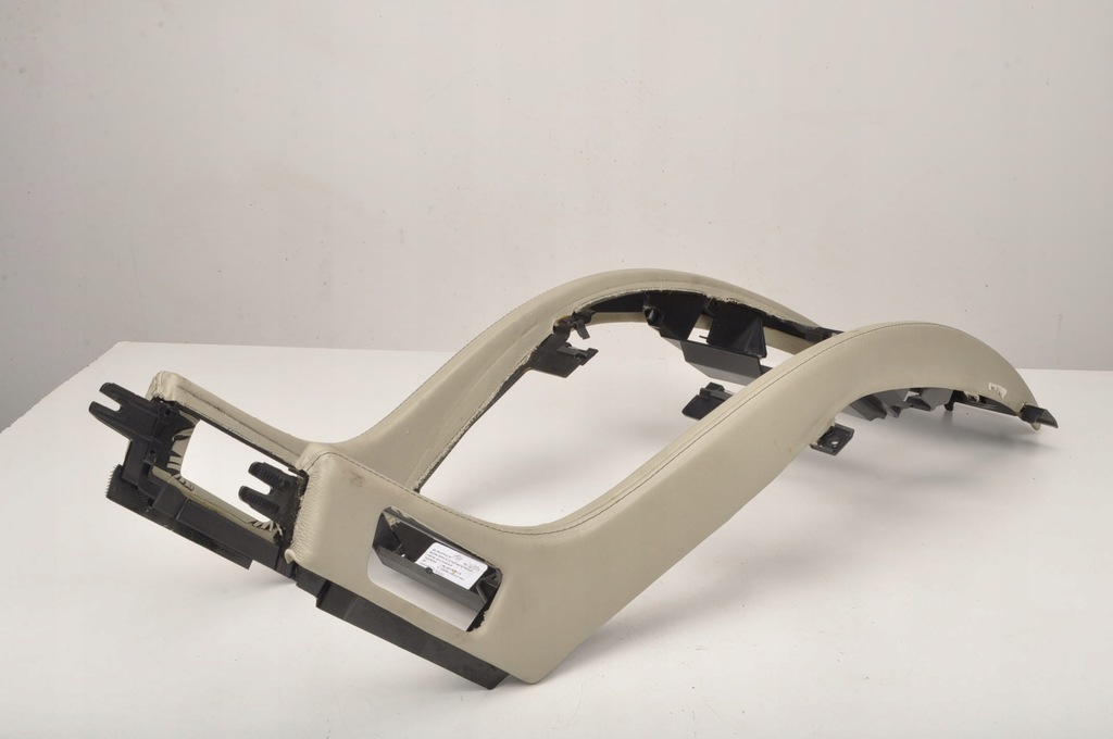 фото №1, Aston martin db9 рамка панель обдув радіо 4g43-c04350-bcw