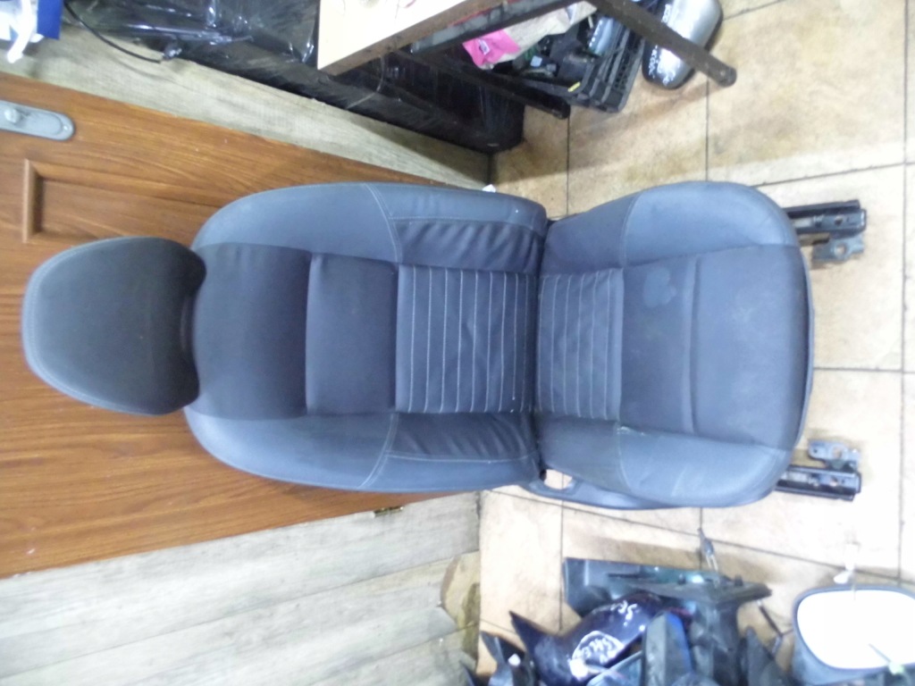 фото №1, Volvo v50 s40 ii 2.0d 05' сидіння правий перед