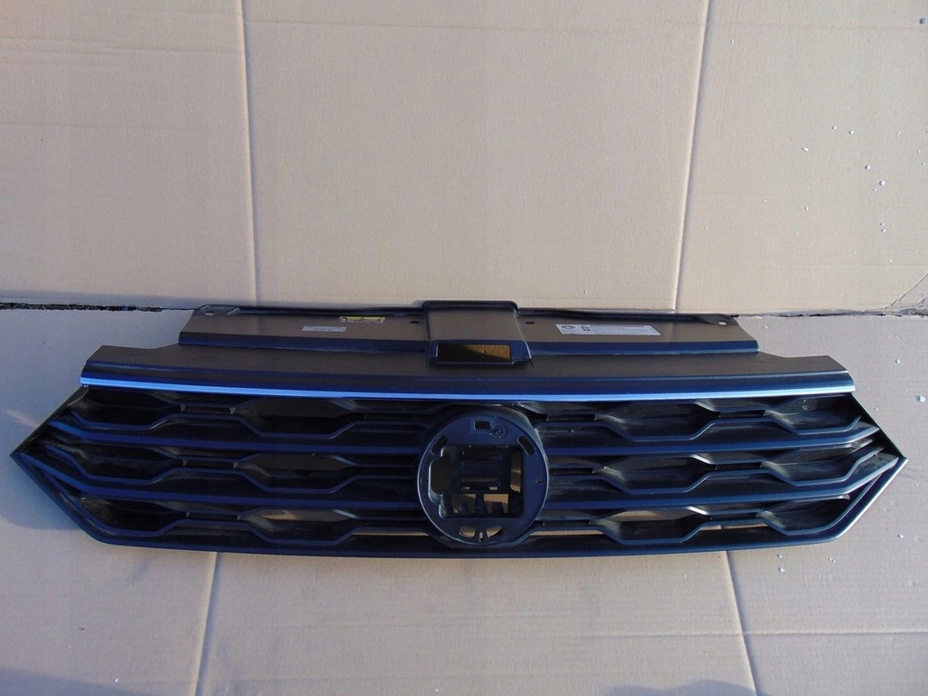 фото №1, Решітка радіатора решітка радіатора vw t-roc 2ga853651 оригінал