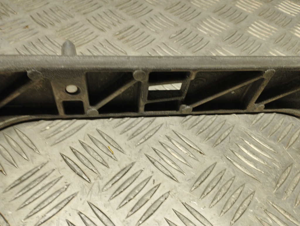 фото №10, Bmw f33 f83 кронштейн подшипник главный правый 7290346