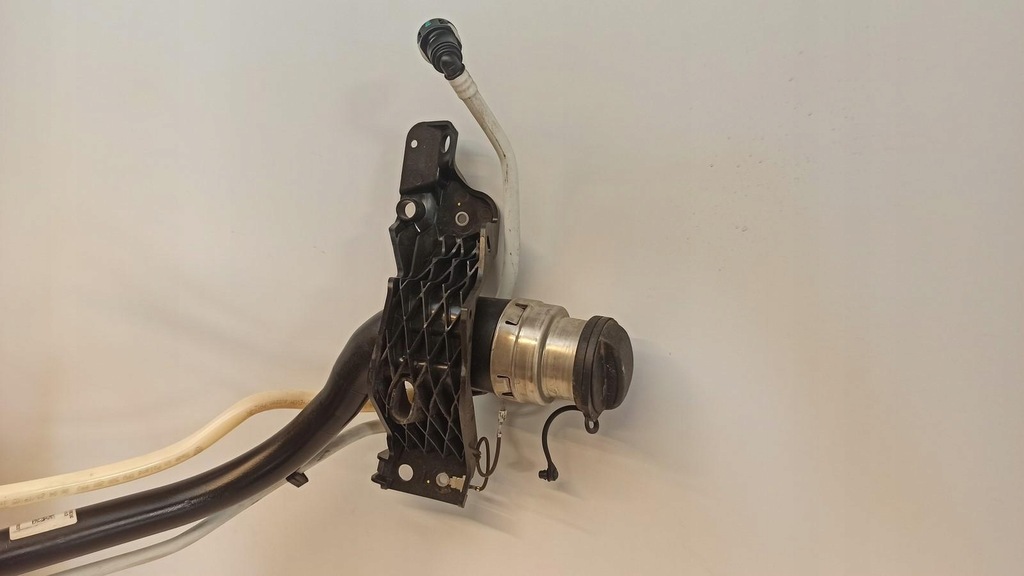 фото №9, Audi a3 8y бак bak пального насос 5wa201021