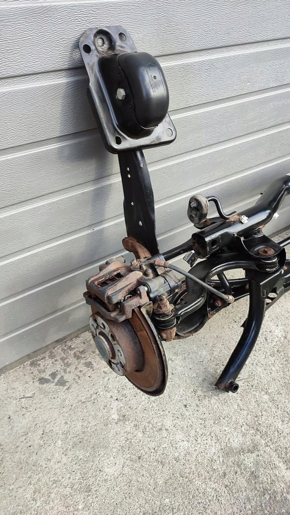 фото №9, Audi a3 8y подвеска балка задняя 1.5 tsi 5q0505315g