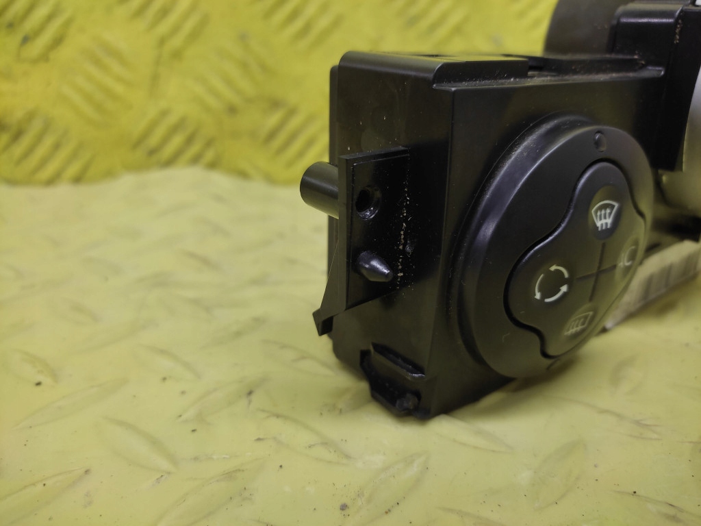 фото №6, Renault scenic ii панель обдув кондиционера 8200501465