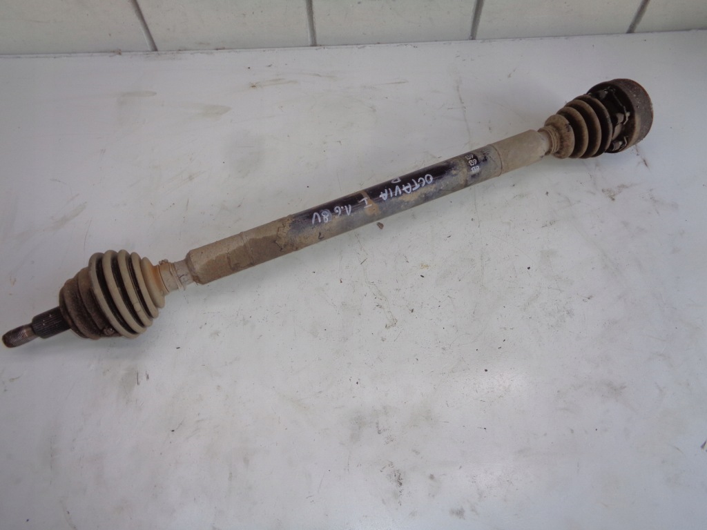 Купить Приводной вал правая octavia 1 1.6 8v