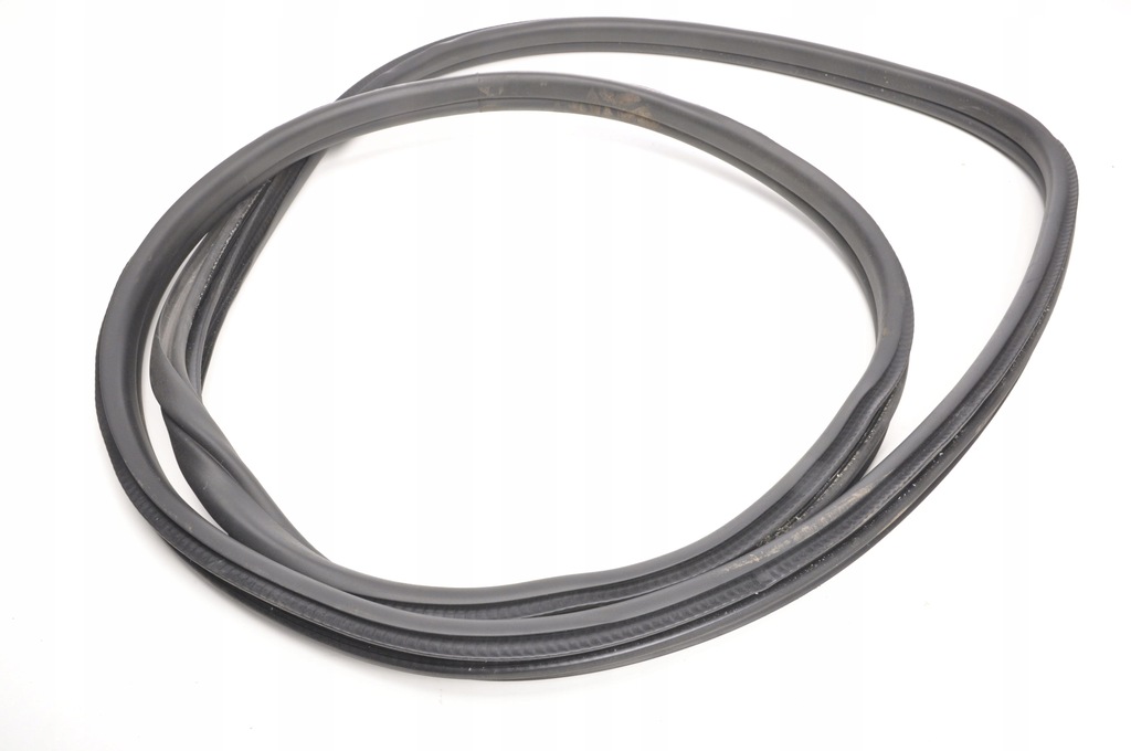 фото №1, Bmw 1 f40 прокладка дверь правый перед