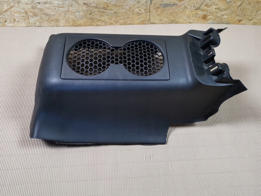 фото №1, Корпус защита заднего динамика nissan gt-r