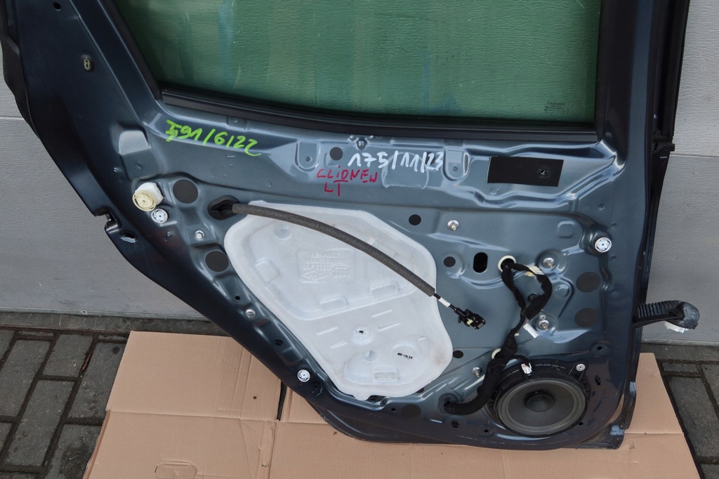фото №13, Дверь левый задняя clio v