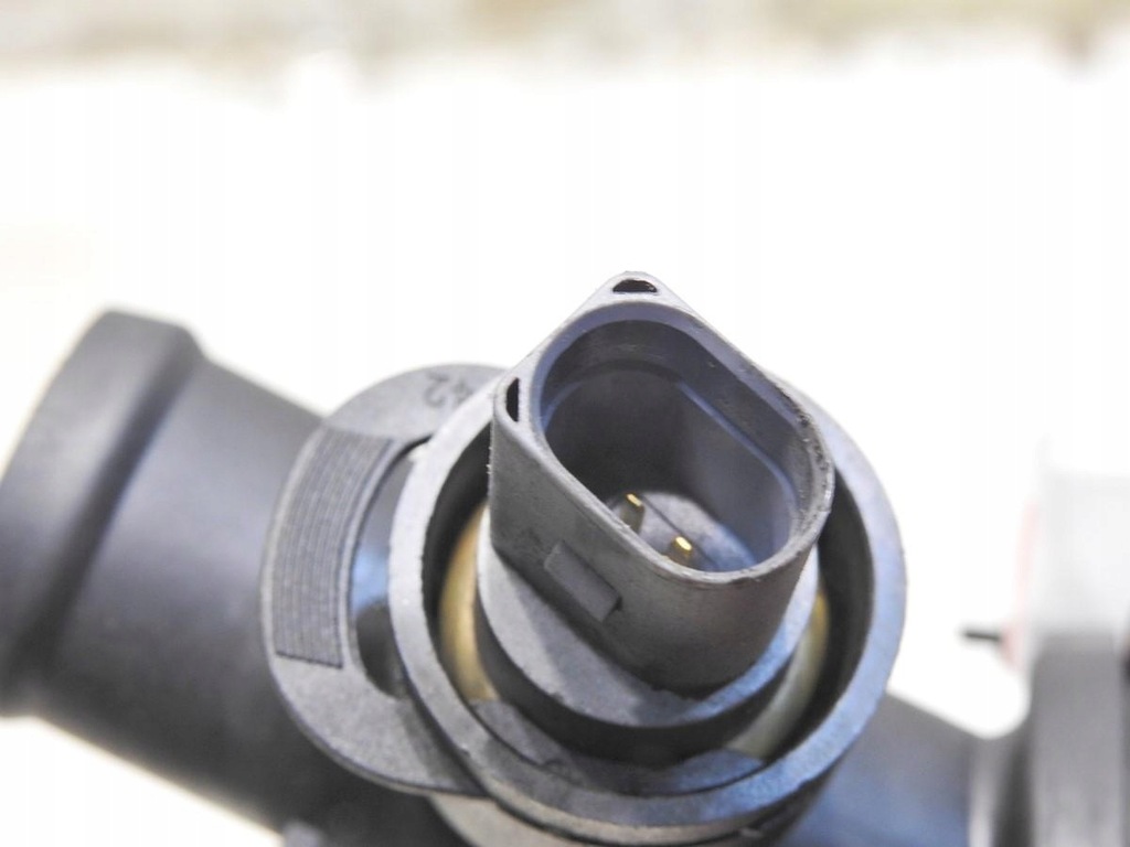 фото №6, Корпус термостата vw eos 2.0 tdi 03g121121d