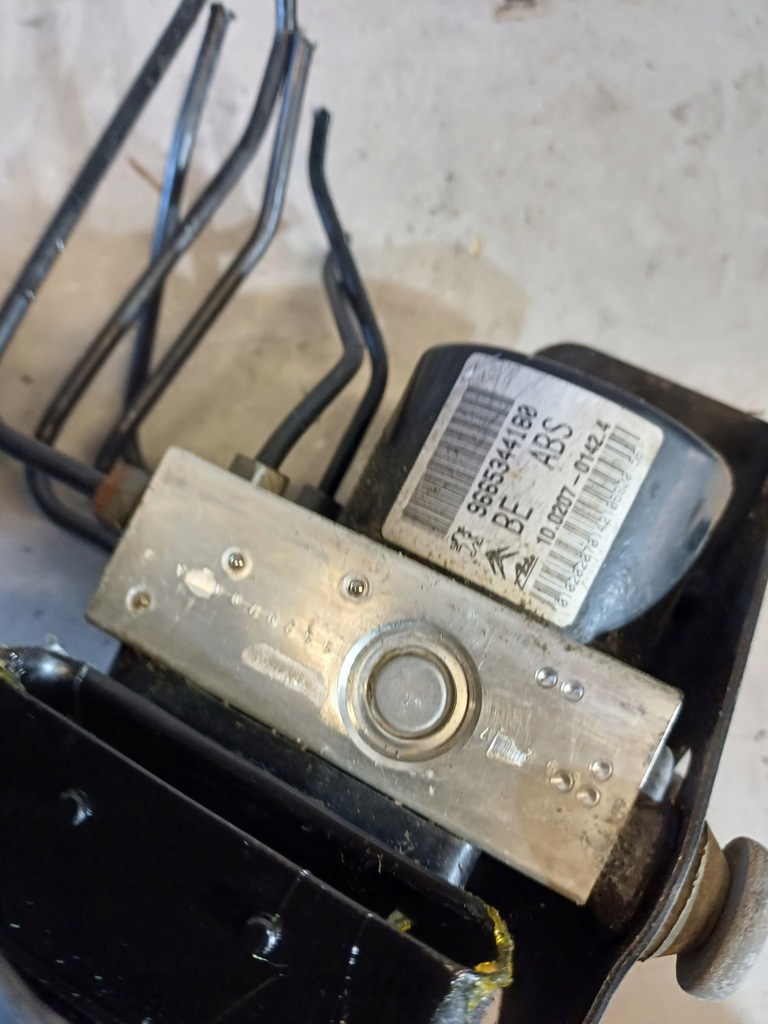 фото №10, Насос тормозная abs citroen c2 c3 peugeot 1007 207 nr. 9665344180