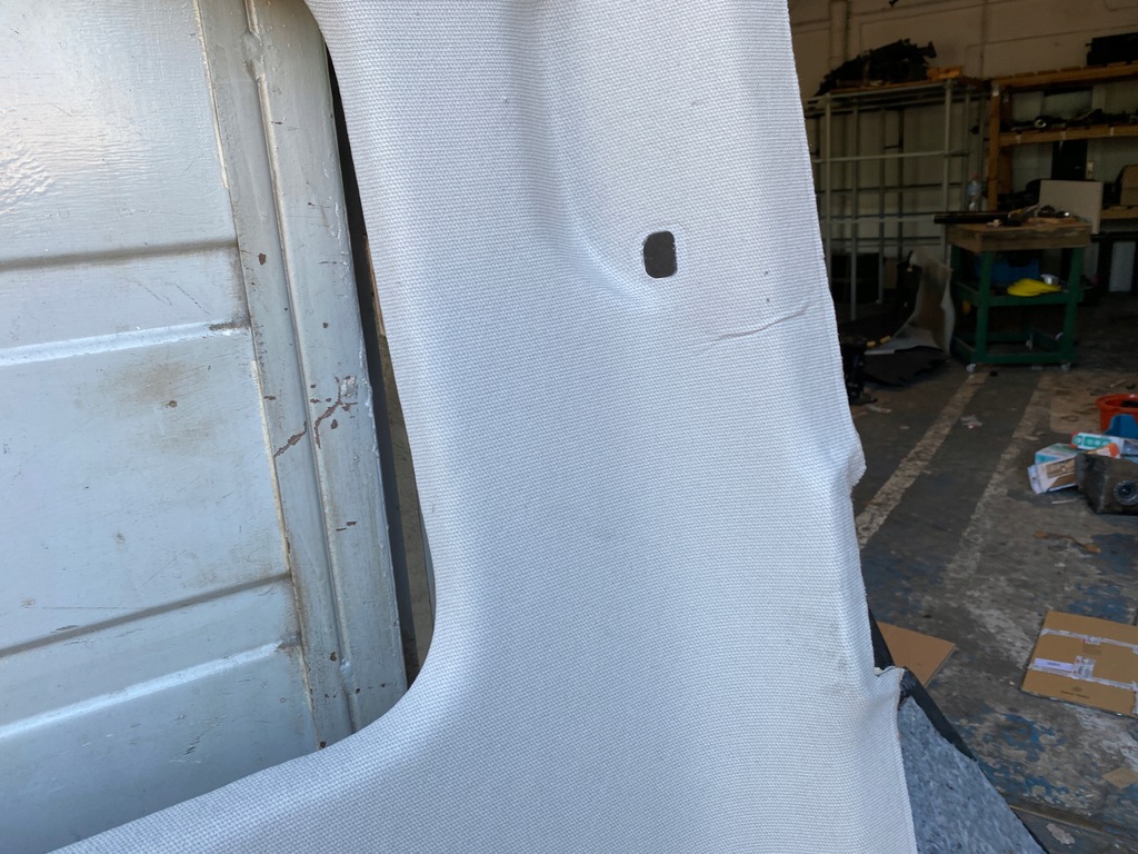 фото №6, Kia soul потолок