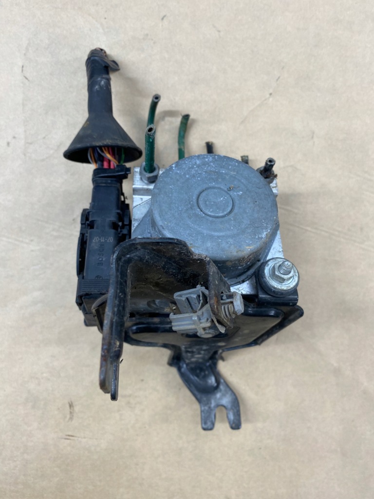 фото №3, Renault clio iii насос abs