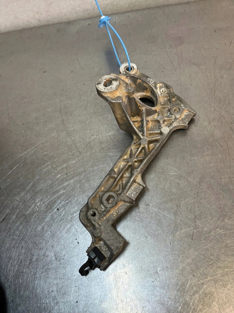 Купити Кронштейн кронштейн двигуна renault kangoo iii iv 144864724r