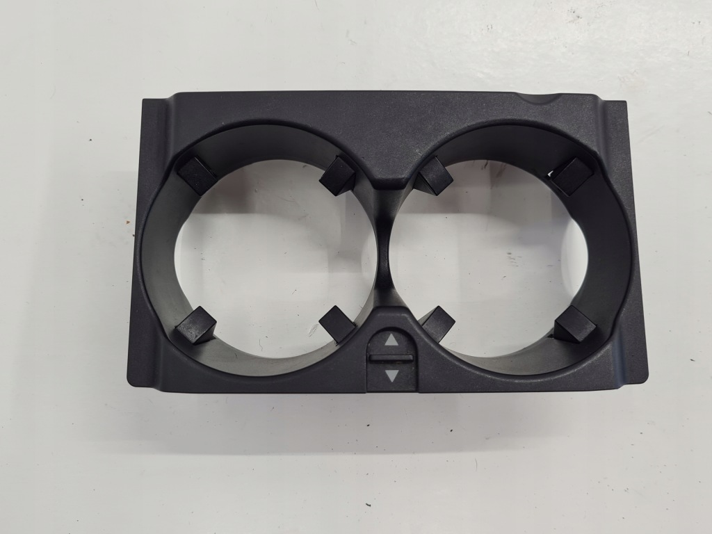 фото №1, Mercedes w212 кронштейн na кружки a2126800110