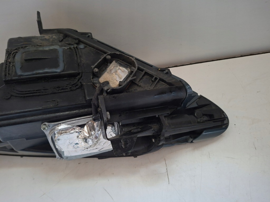 Лампа перед права ferrari california Зі Шроту