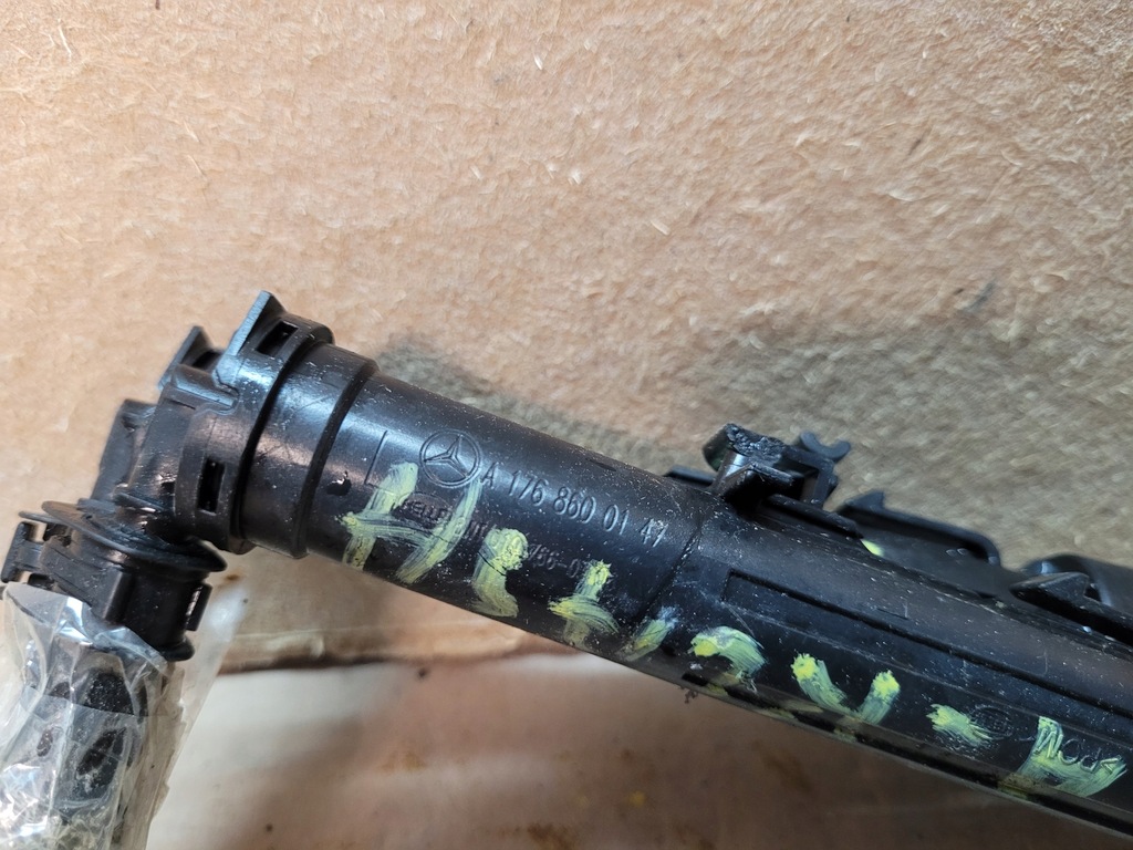 фото №5, Комплект омывателя do mercedes a w176