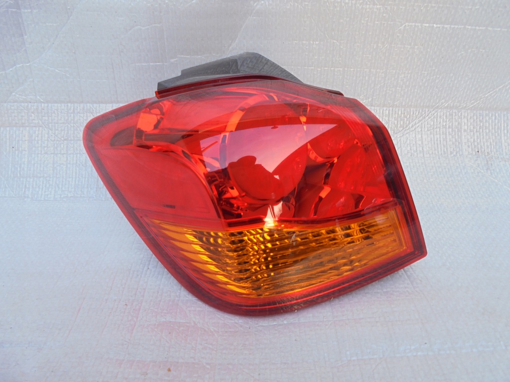 фото №1, Лампа задняя led w крыло левая mitsubishi asx p9372 8330b193 eu idealna slask