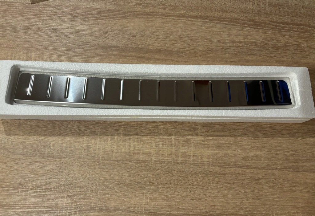 фото №1, Молдинг накладка хром бампер задняя kia stonic j.nowa h8274ade50st