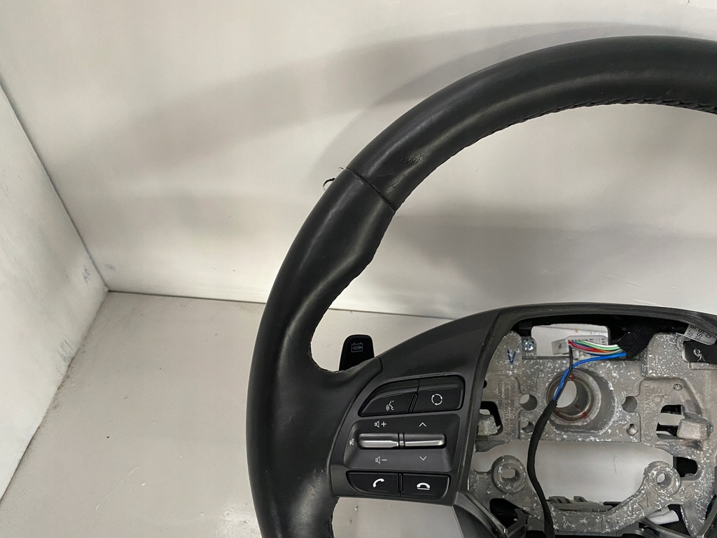 фото №4, Hyundai kona повітропровід шкіра мультифункція пелюстки перемикання