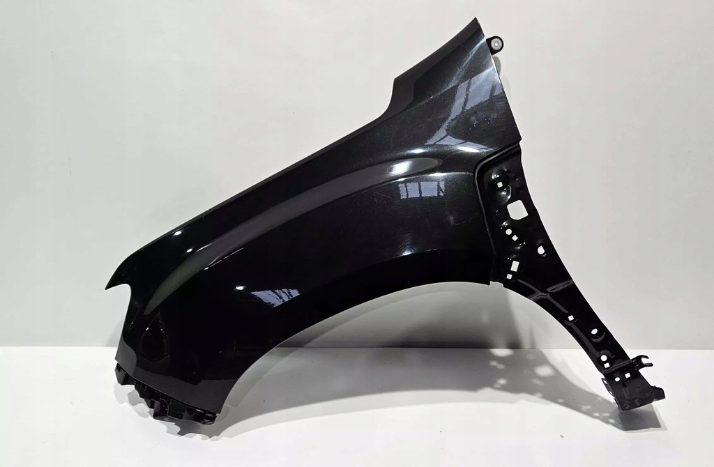 фото №1, Крыло левый перед dacia duster ii 17- оригинал