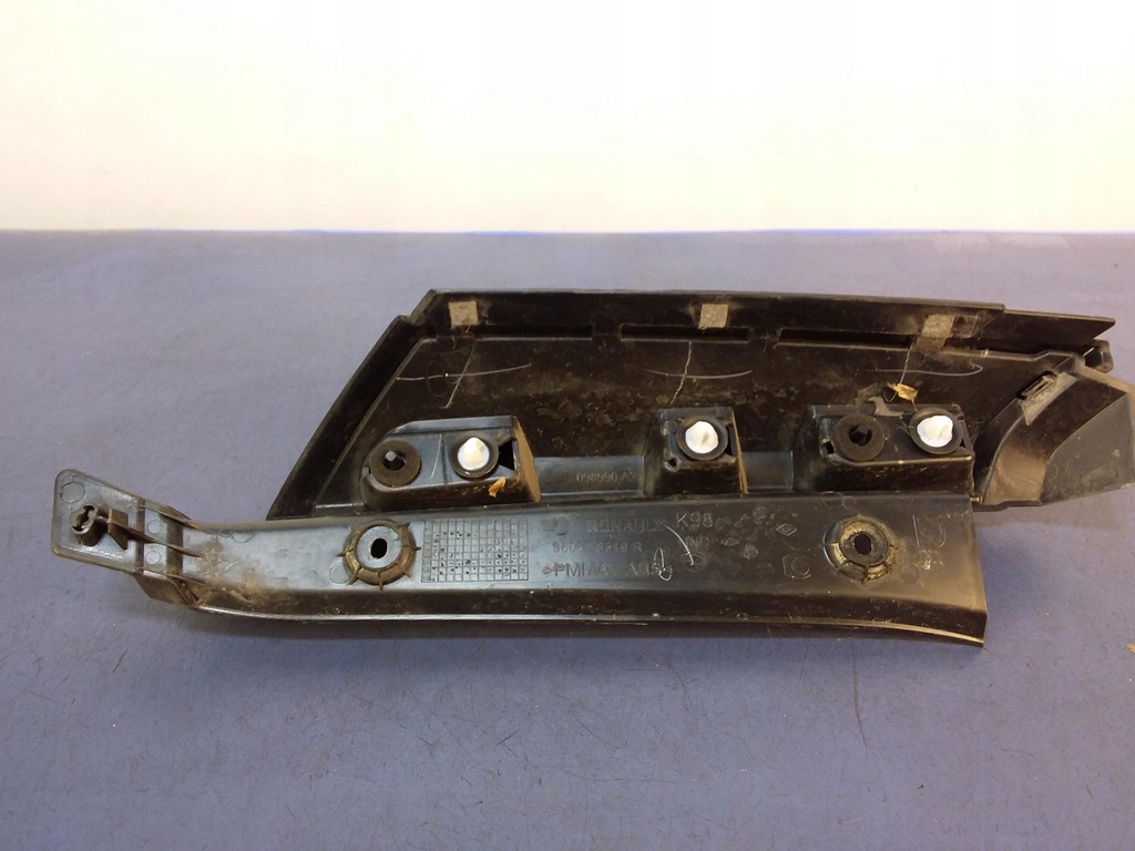 фото №4, Renault clio iv kombi молдинг крышки правая 960328519