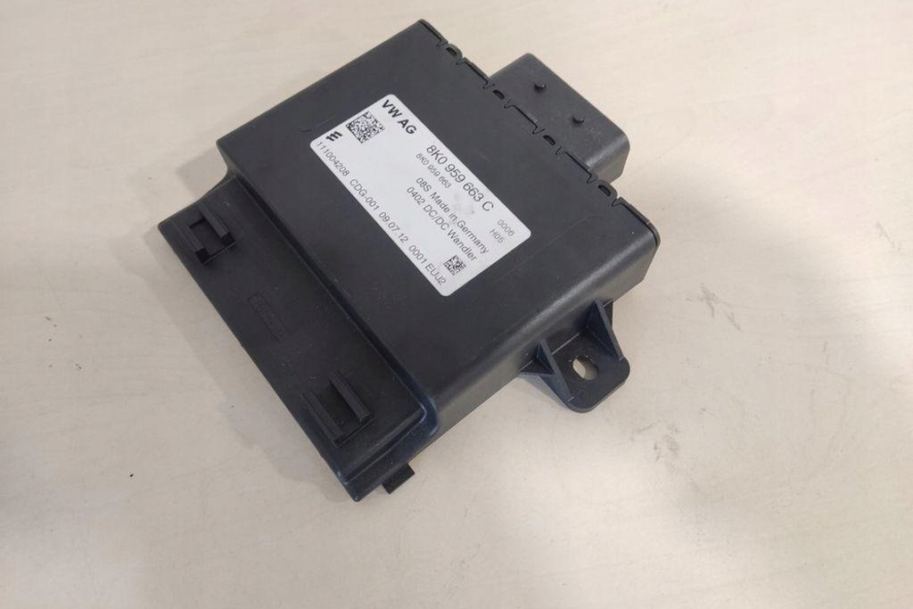 фото №5, Коробка приборная напряжения audi a8 d2 4d2, 4d8 8k0959663c 4.0l