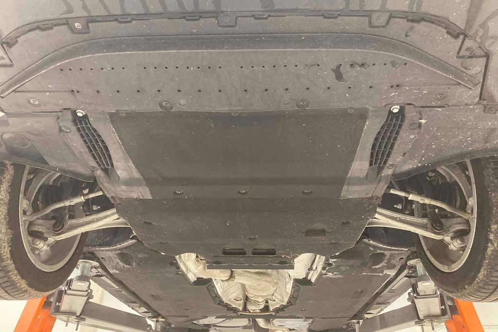 фото №12, Audi a6 a7 fl защита пол 4g0825201 4g0 825 201 4g0825201b 4g0825201c 4g