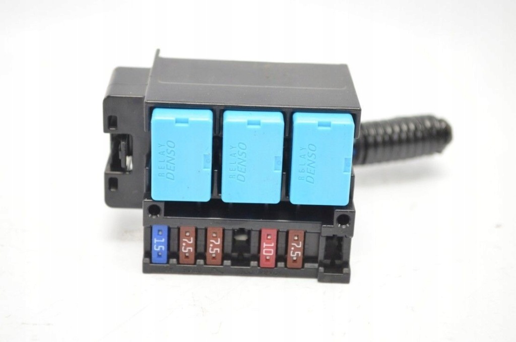 Купити Коробка корпус запобіжників honda hrv ii 15-