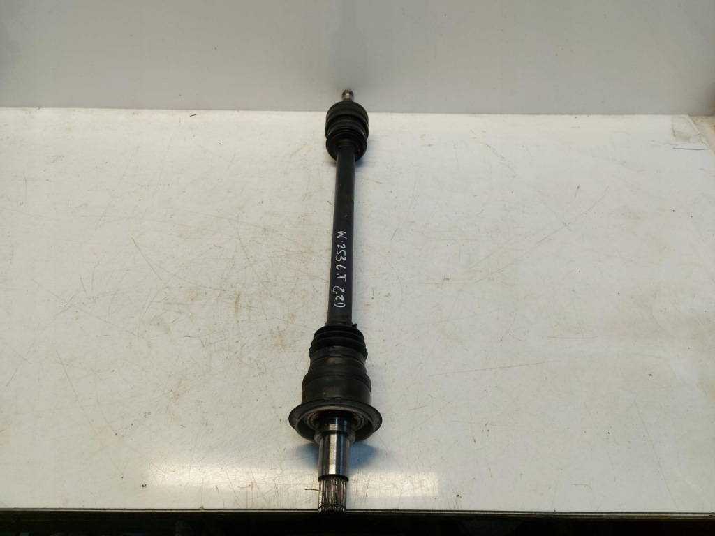 Купить Mercedes w253 glc приводной вал левая задняя