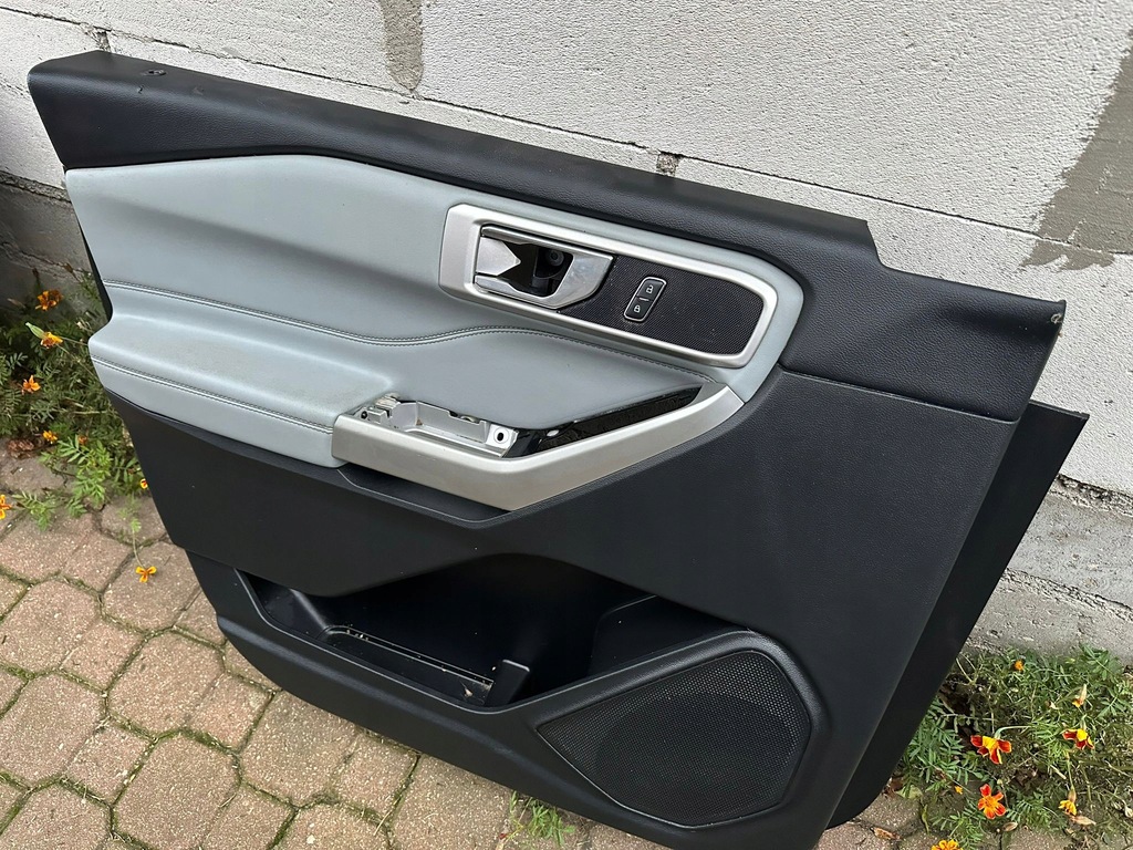 фото №10, Ford explorer 6 салон сидіння обшивки 2020+