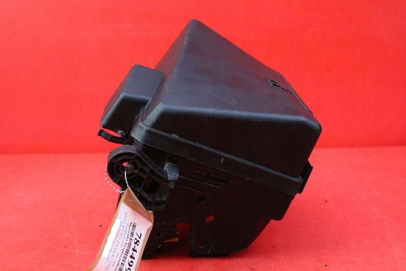 фото №8, Коробка предохранителей 9648599280 peugeot 206 1.4 8v 75 km 02-09