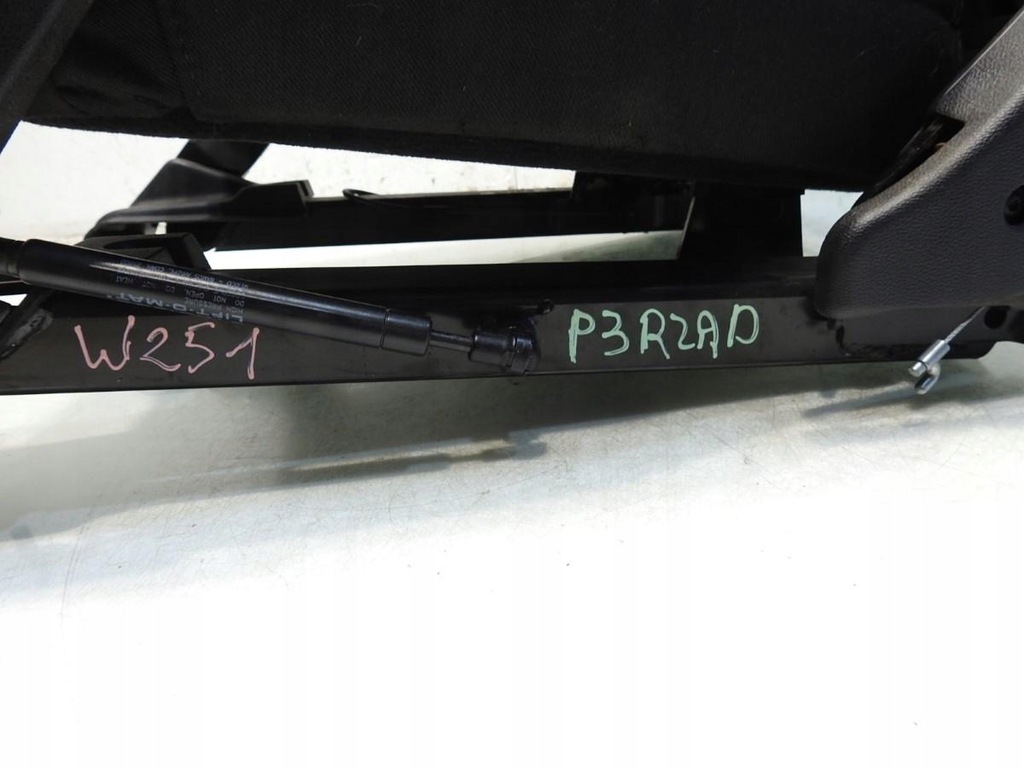 фото №2, Сиденье правый задняя iii ряд mercedes r w251