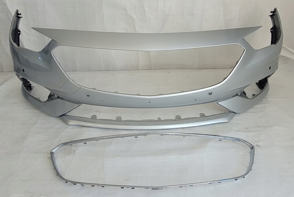 Купити Бампер перед передній хром решітка opel insignia b 2017- 39136417