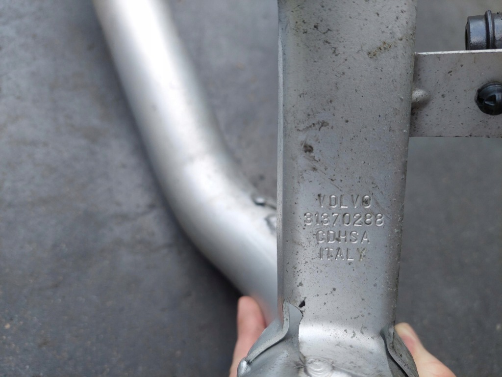 фото №6, Труба шланг повітря 31657732 31370288 volvo s60 iii v60 ii 2.0 d 3