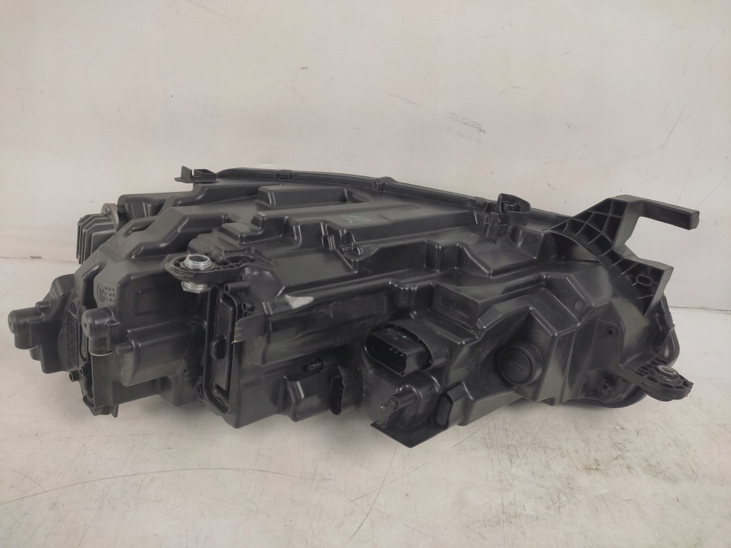 Skoda octavia iv 5e4 фара правая передняя перед full led 2020- 5e4941016 Киев