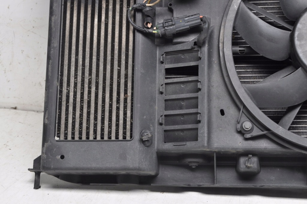 Peugeot 308 1 1.6 hdi рестайлинг  ремень передний радиатор комплект Недорого