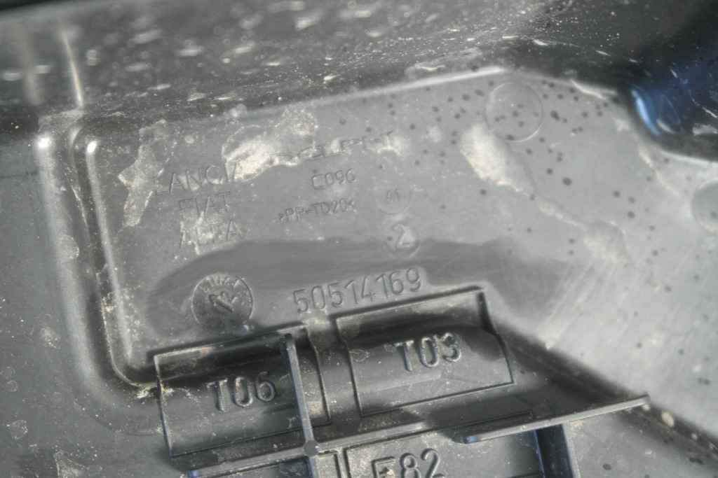 Alfa romeo giulietta 10-16 корпус коробка запобіжників 50514168 оригінальний номер Київ