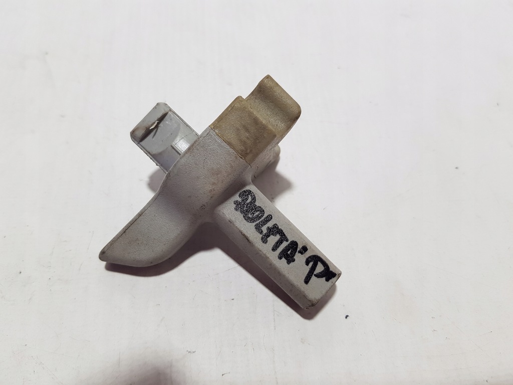 фото №1, Крепление шторка багажника mercedes ml w164 szary