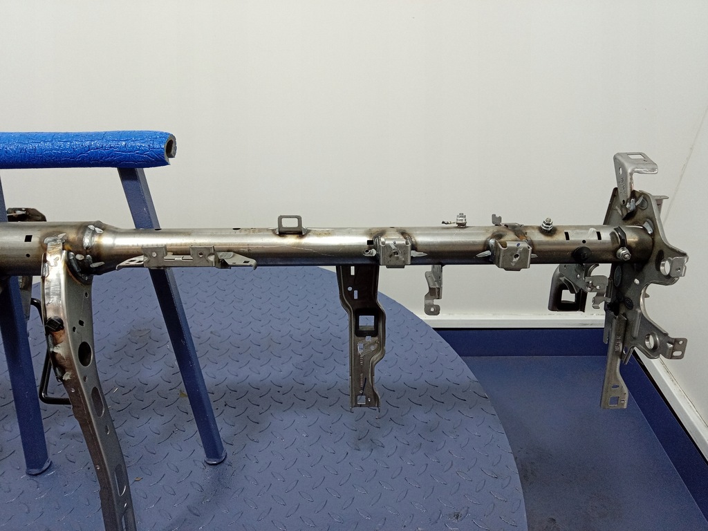 фото №4, Renault clio v 19- балка каркас панелі консолі eu