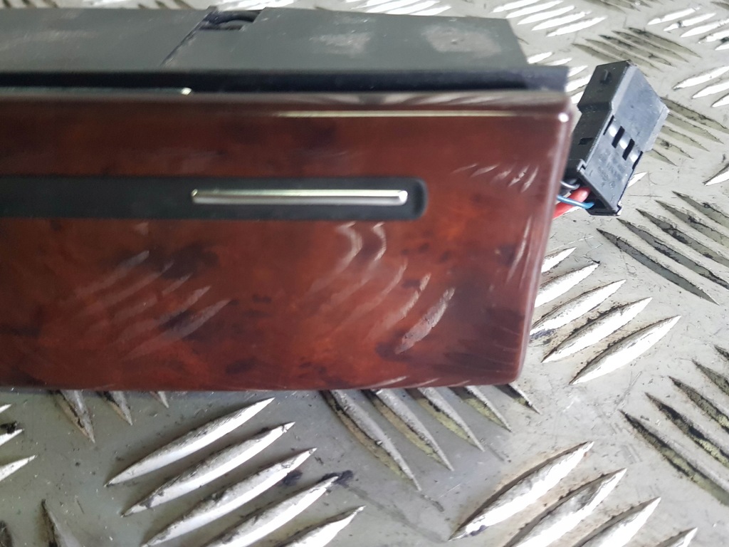 фото №8, Audi a8 d3 пепельница бардачок перед drewno ящик 4e0857951c