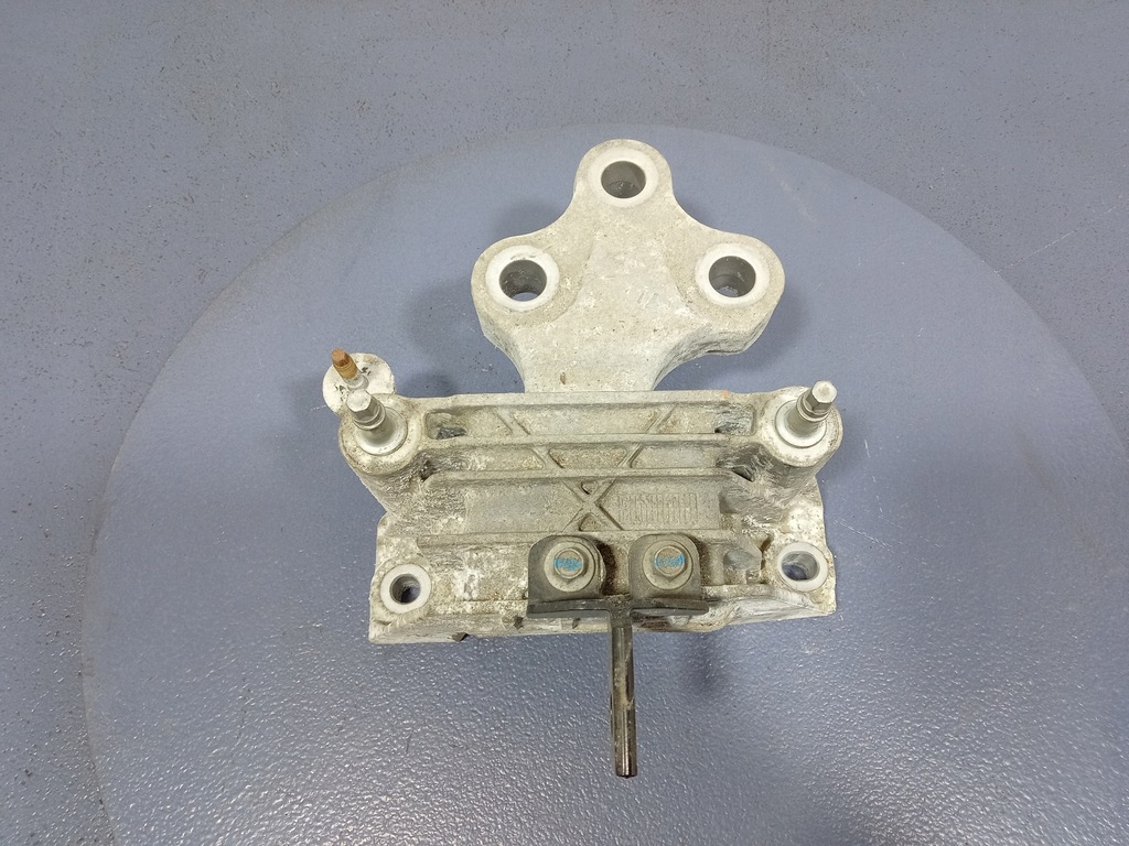 фото №5, Pacifica ii 16- 3.6 v6 подушка кронштейн двигателя левая p68224742ad