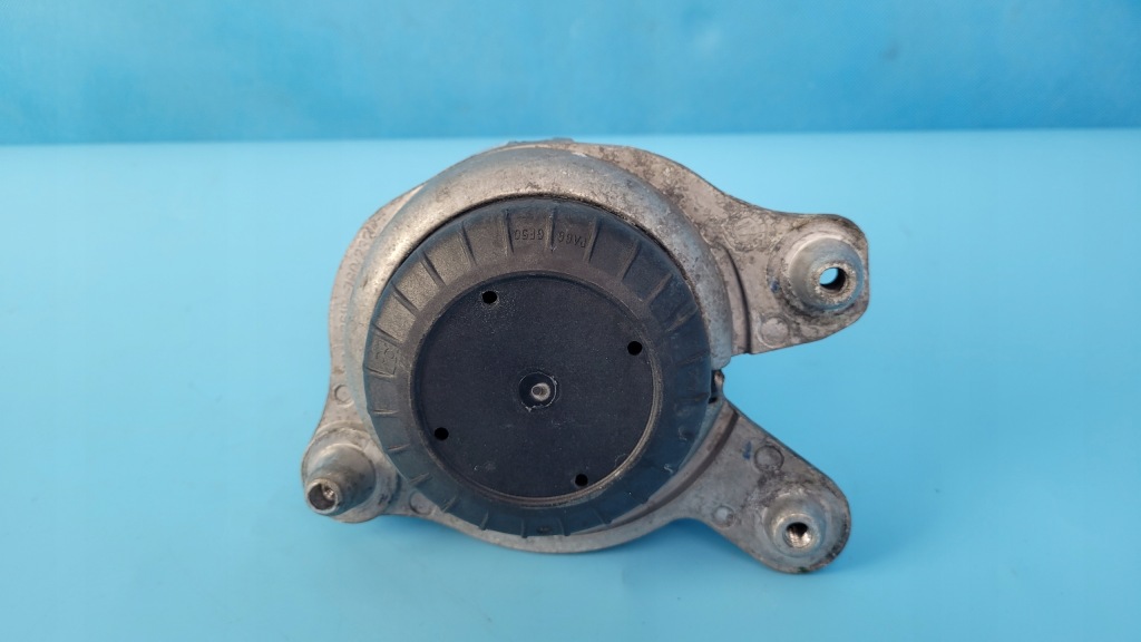 фото №5, Mercedes w213 3.0 cdi подушка кронштейн двигателя a2132402400