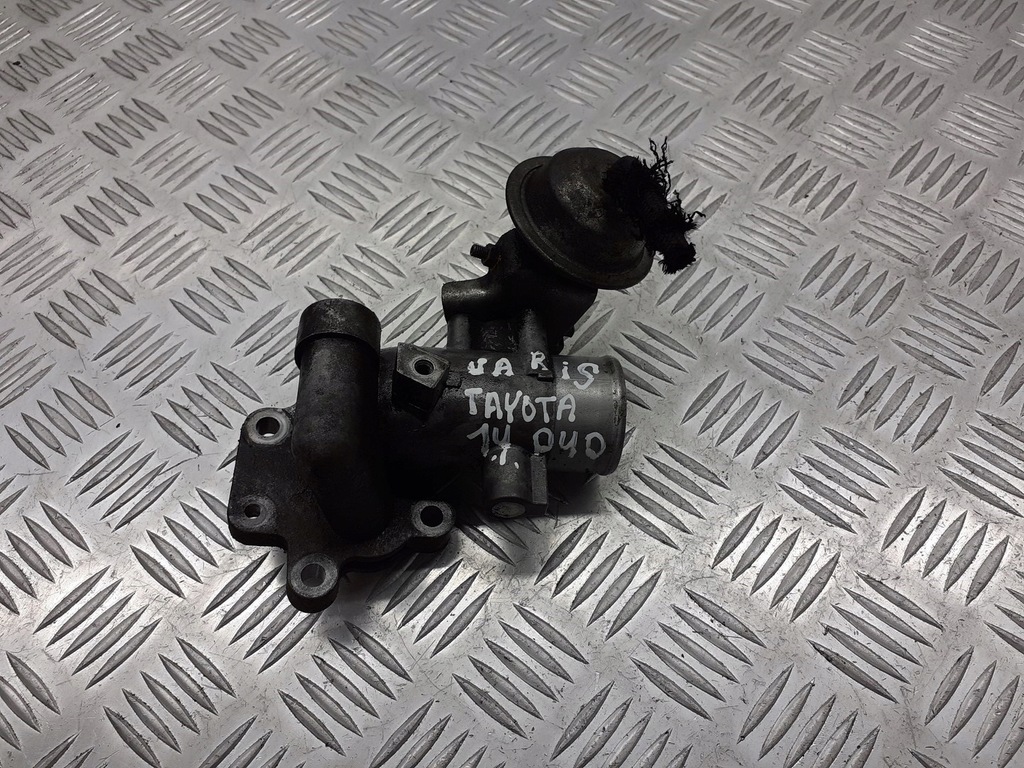 фото №1, Дроссельная заслонка toyota yaris verso 1.4 d4d