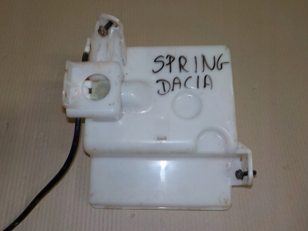 фото №1, Dacia spring- бачок омивача