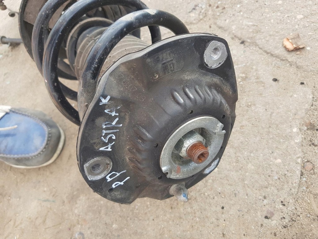 фото №7, Амортизационная стойка поворотный кулак правый перед opel astra k