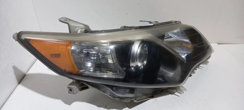 фото №8, Toyota camry 2019 лампы передние